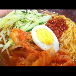 さっぱり牛筋ムチム冷麺